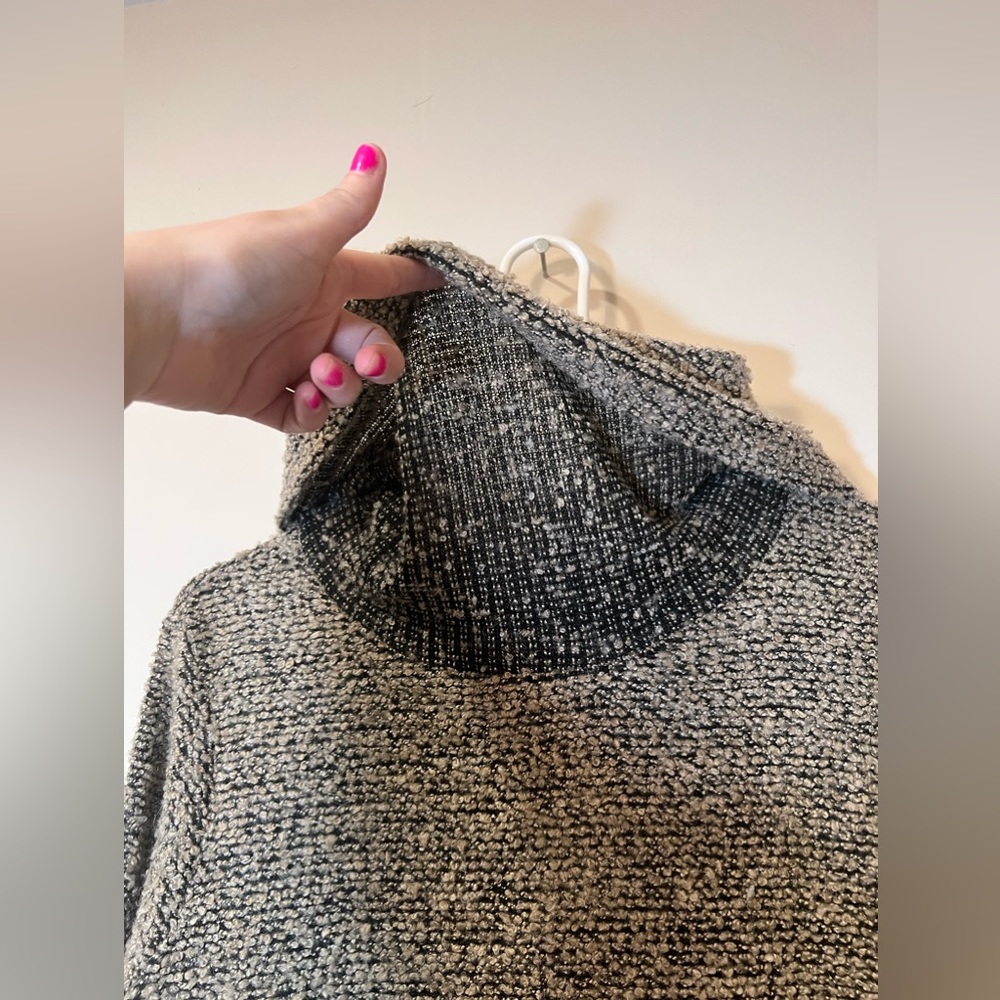 SJS Poncho - Picture 3 of 5